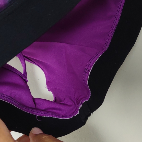 Alo yoga purple patterned sports bra Sz XS - Picture 5 of 8